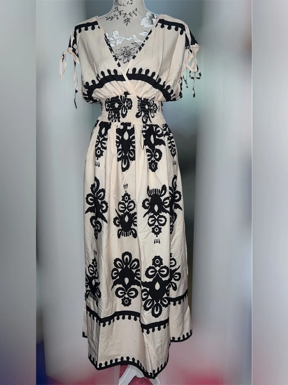Women's Black & White Maxi Dress with Floral Motif - Picture 2 of 3